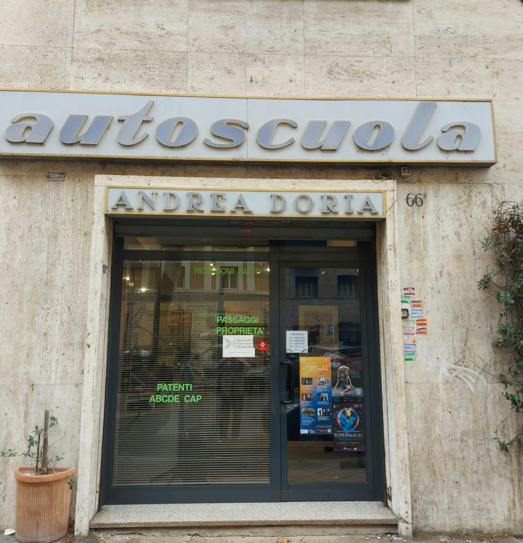 immagine1_autoscuola ANDREA DORIA